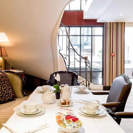 Hotel Chateaubriand