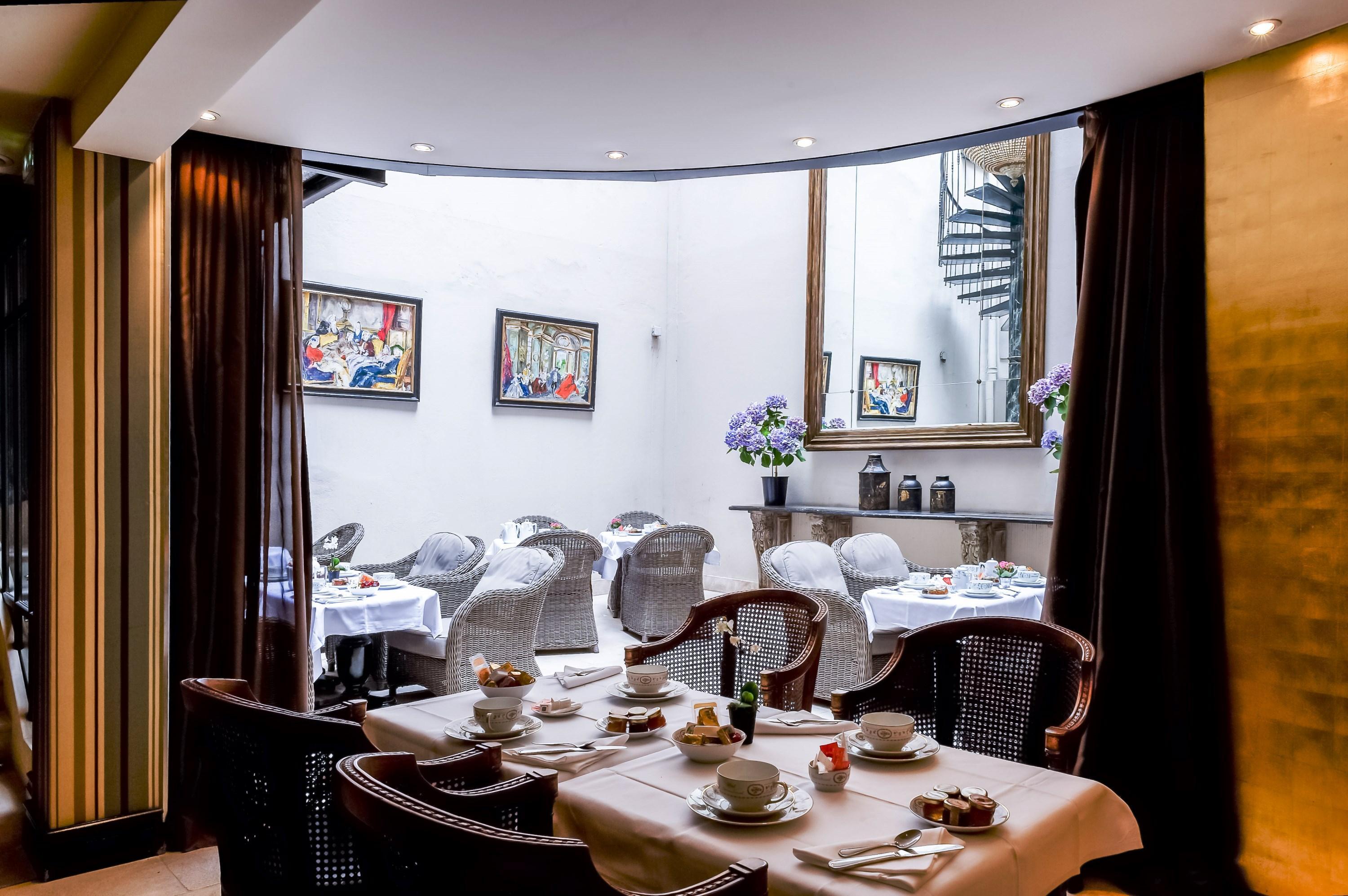 Chateaubriand Hotel Paris