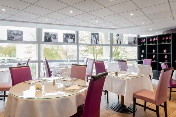 Chateaubriand 4* Paris