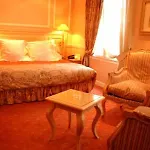 Hotel Chateaubriand Parigi